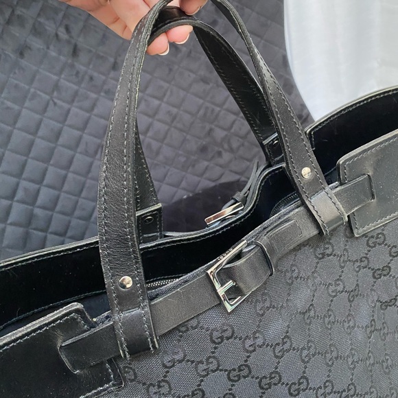 Gucci Black Monogram GG Belt Motif Tote Bag - Picture 4 of 9